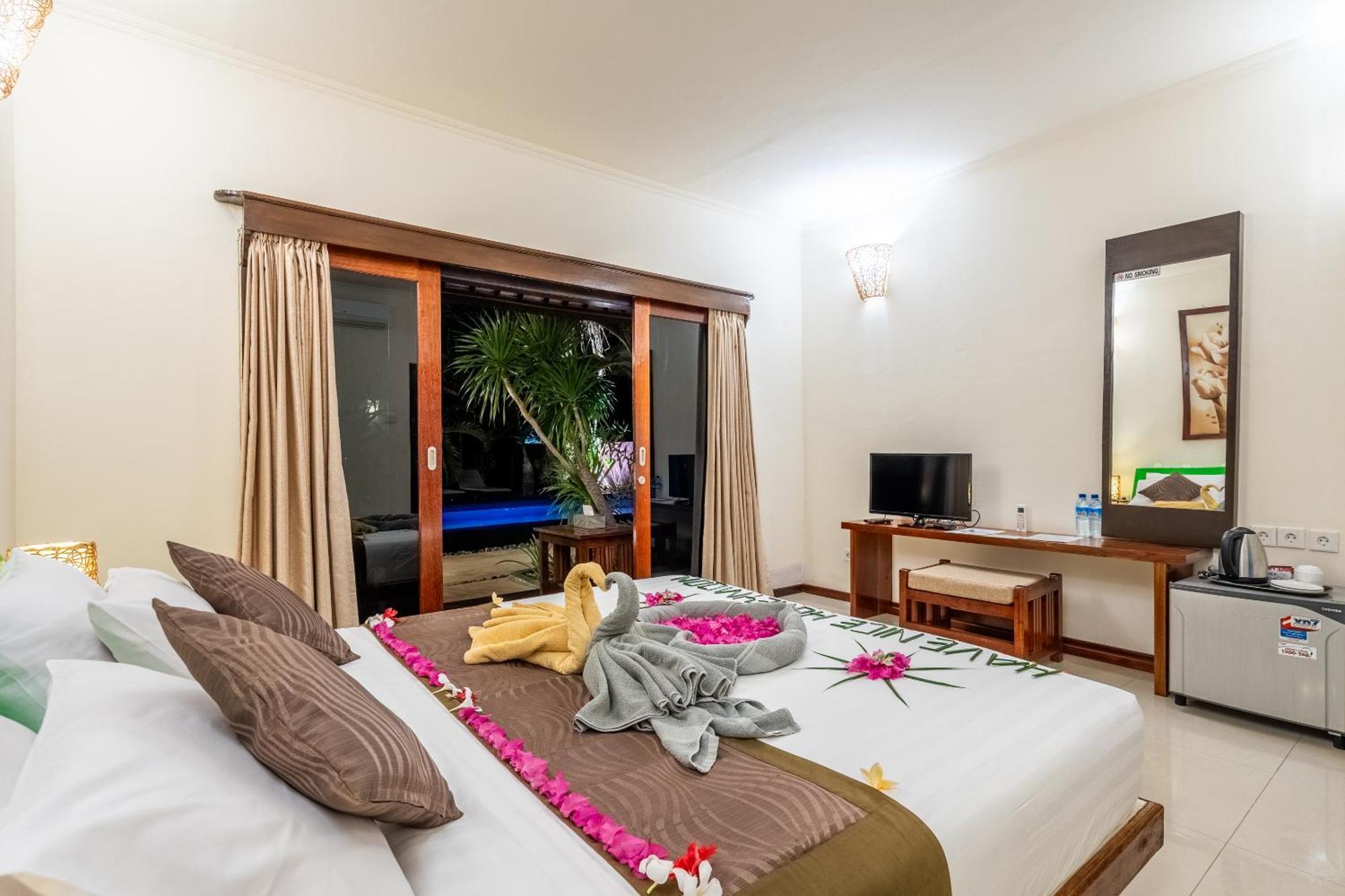 Senang Villa Gili Air Exterior photo