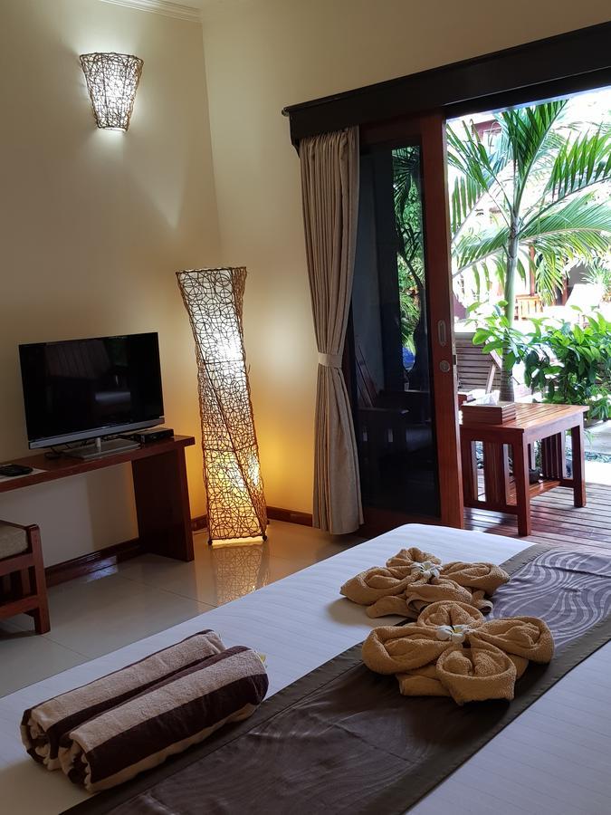 Senang Villa Gili Air Exterior photo