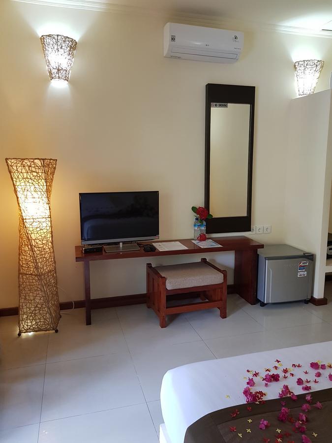 Senang Villa Gili Air Exterior photo