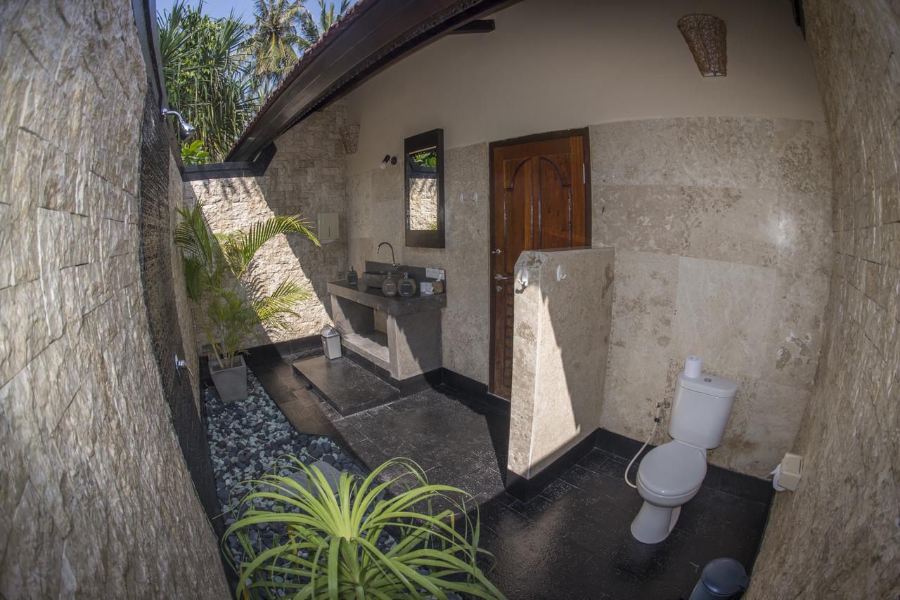 Senang Villa Gili Air Exterior photo